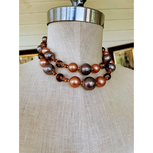 Vintage 1950s 2 Strand Beaded Necklace cluster clip earrings Set - Picture 7 of 16